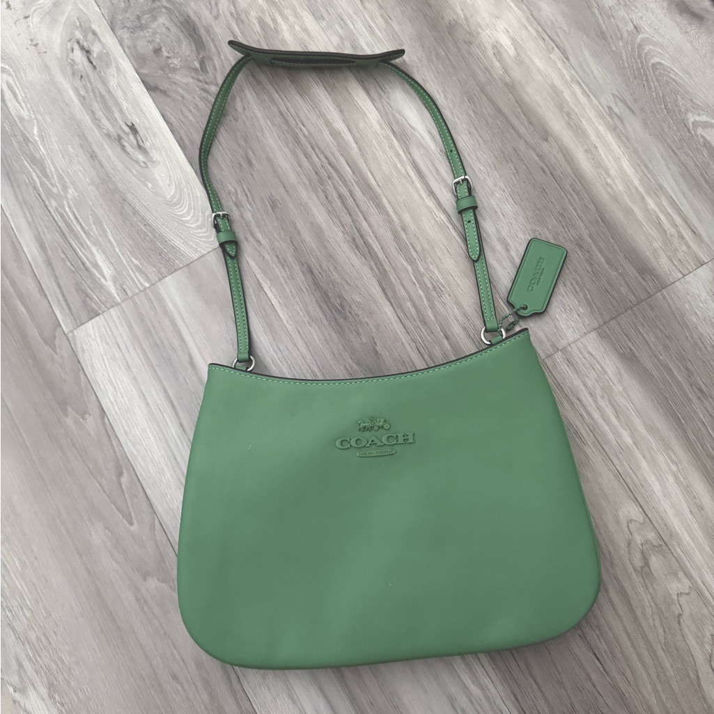 Like New Coach Penelope Bag In Soft Green